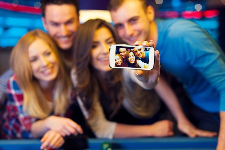 Pusat olahraga dan hiburan virtual dinar33